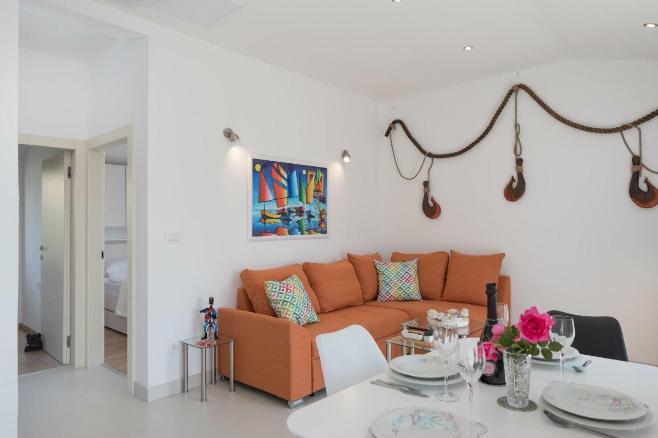 Villa Basic Sevid ภายนอก รูปภาพ